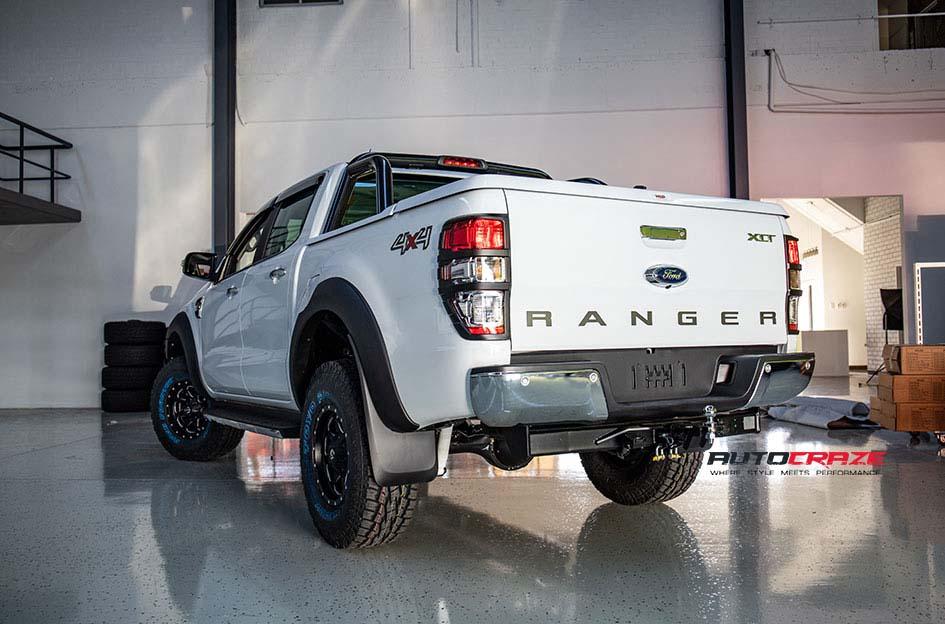 FORD RANGER BOOST GLOSS BLACK MILLED ACCENTS
